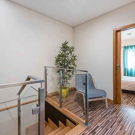 Apartment Sunrise House Porto